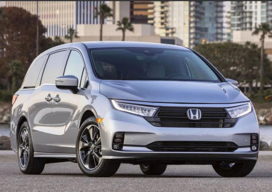 Honda Odyssey — безопасный минивэн для семейного отдыха
