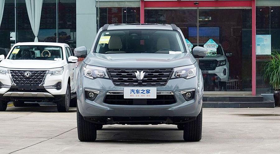За 3,9 миллиона рублей продают комбинацию Nissan и Mitsubishi — внедорожник Dongfeng Paladin