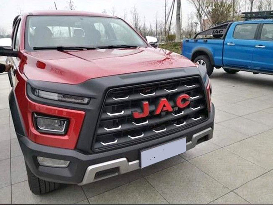 Китайский производитель анонсировал продажи пикапа JAC T9 в России