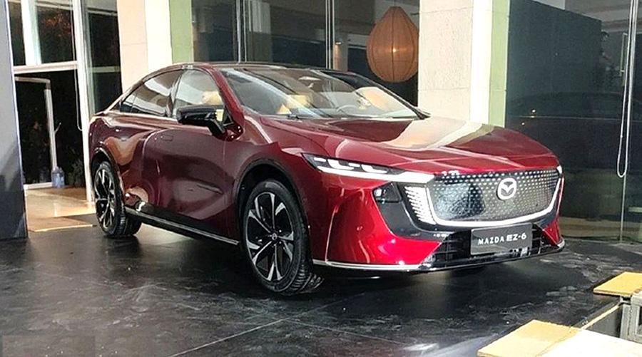 В Китае запустили серийное производство современной версии модели Mazda 6 — японо-китайский лифтбэк Mazda EZ-6