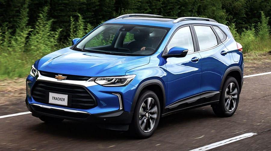 Кроссовер Chevrolet Tracker продают в автосалонах по цене от 1,33 млн. рублей