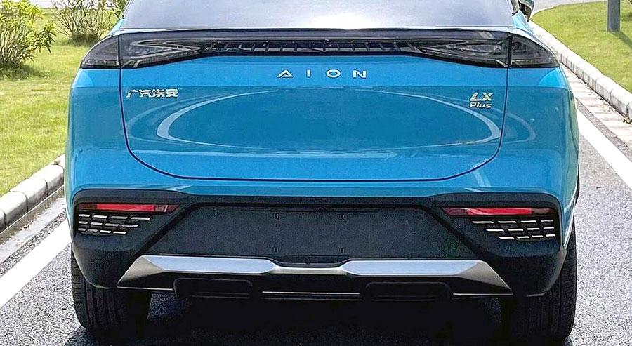 На дорогах РФ в 2025 г. появится новый электромобиль GAC Aion LX