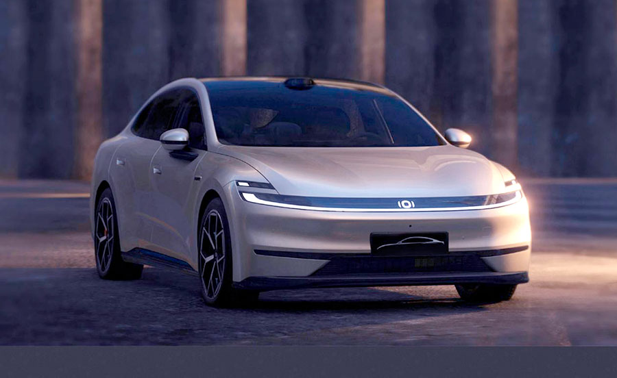 Элегантный лифтбек Changan Qiyuan C390 от Клауса Зисиоры: первые изображения гибридного автомобиля с 800-вольтовой архитектурой и уникальным стилем
