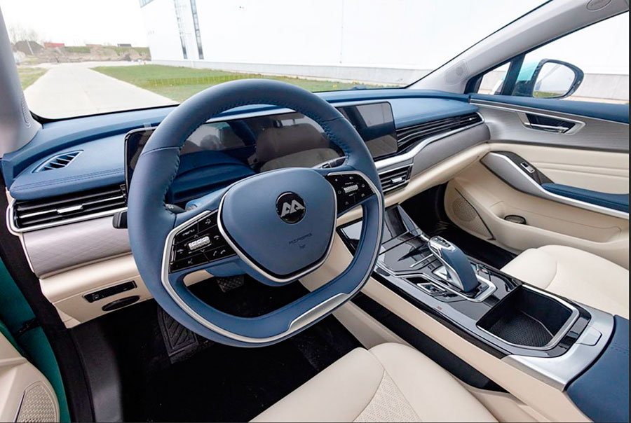 Калининградский «Автотор» представил электроседан Amberauto A5 премиальной комплектации за 5 млн. рублей