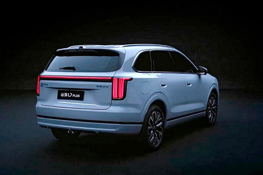 До конца 2025 года дебютирует кроссовер Jetour X70L второго поколения с бензиновым двигателем
