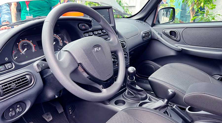 Новая LADA Niva Travel 2025 с более мощным двигателем, улучшенными характеристиками и свежим дизайном