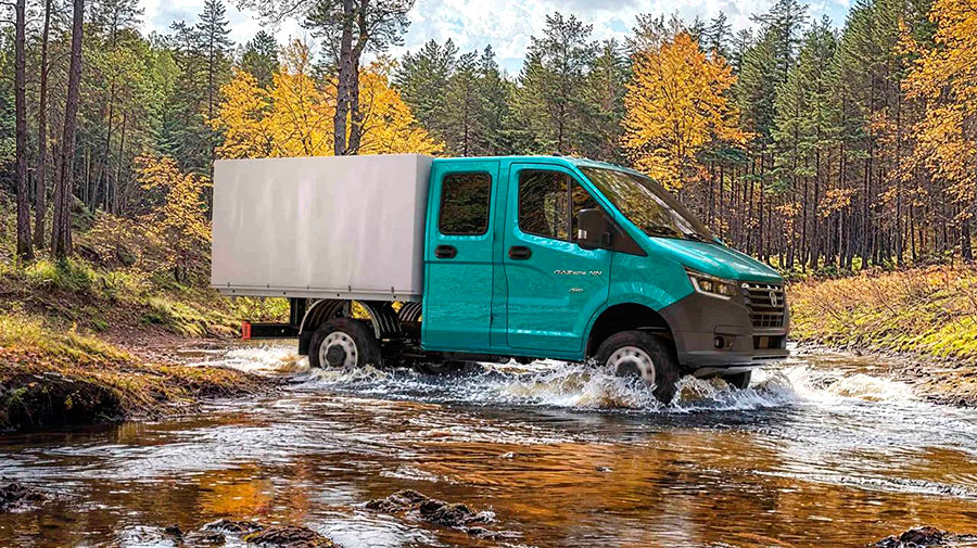 С июня 2025 года коммерческие автомобили Газель NN 4x4 с бортовой платформой и Соболь NN 4x4 доступны для заказа