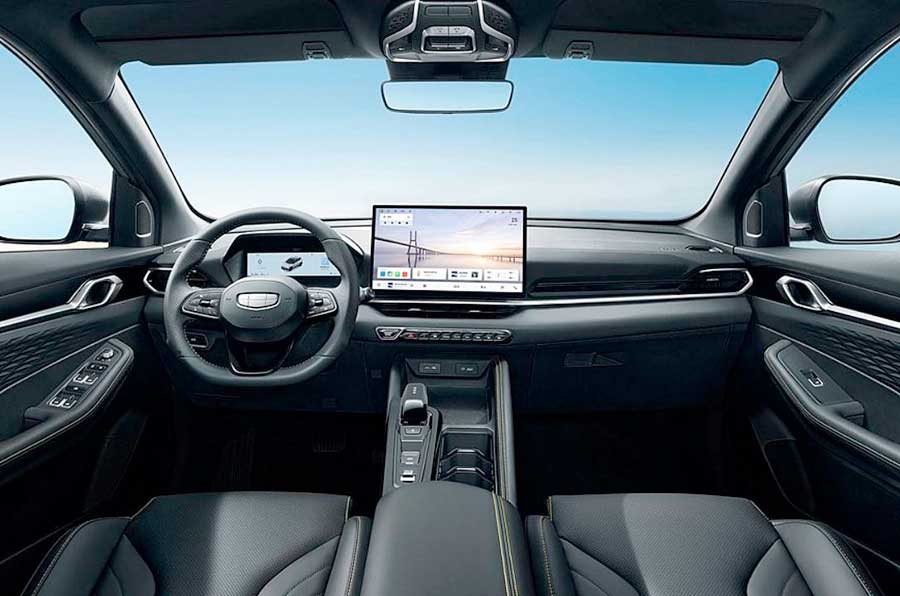 Кроссовер Geely Proton X50 образца 2025: новый мотор, улучшенный дизайн