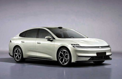 Опубликованы фото элегантного лифтбека Changan Qiyuan A06 с пятидверным кузовом и передовыми технологиями