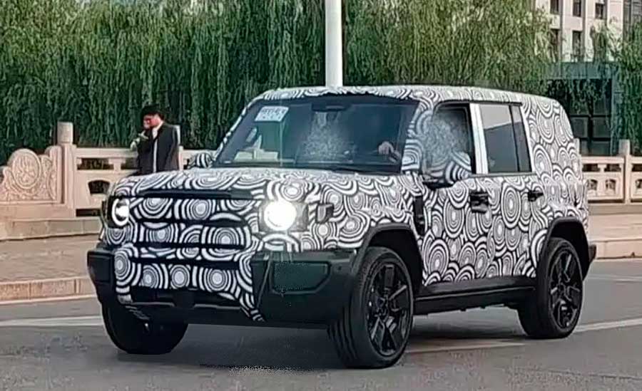 В Дубае состоялась презентация гибрида Chery iCar V27: обзор и фото