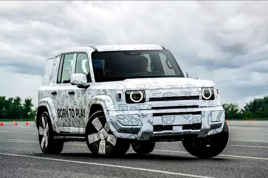 В Дубае состоялась презентация гибрида Chery iCar V27: обзор и фото