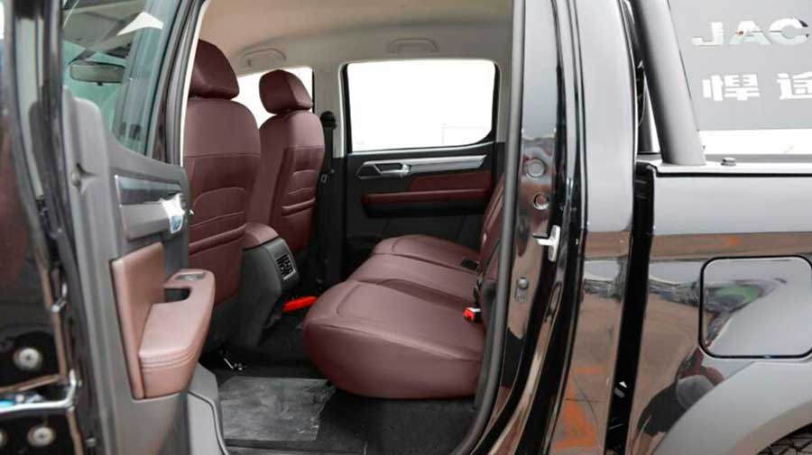 Производитель представил брутальный внедорожник JAC JS9 2025: конкурент Haval H9 появится в России до конца года