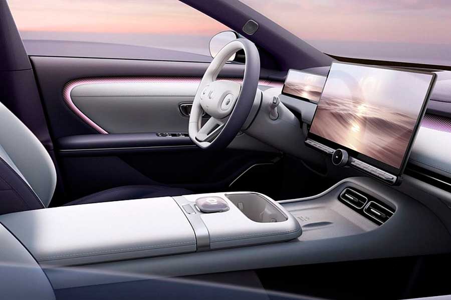 Опубликованы фото элегантного лифтбека Changan Qiyuan A06 с пятидверным кузовом и передовыми технологиями