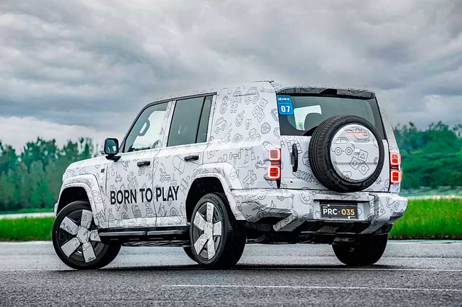 В Дубае состоялась презентация гибрида Chery iCar V27: обзор и фото
