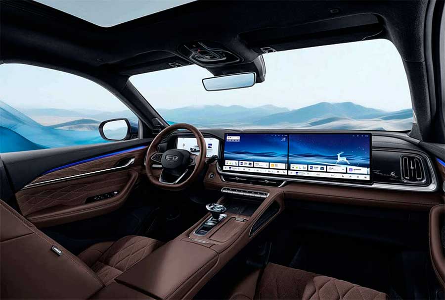 Обновленный Geely Monjaro: в КНР стартовали продажи кроссовера с 272-сильным мотором, интеллектом GEEA 3.0, двойными экранами и автопилотом