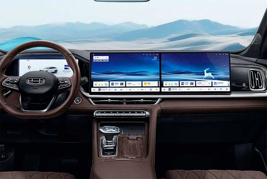 Обновленный Geely Monjaro: в КНР стартовали продажи кроссовера с 272-сильным мотором, интеллектом GEEA 3.0, двойными экранами и автопилотом