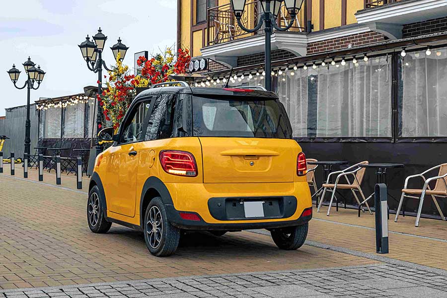 В сентябре 2025 года стартуют продажи трех новинок от «Автотора»: электромобиля Eonyx M2, пикапа Pickup и фургона Cargo ценой от 840 тыс. до 990 тыс. рублей