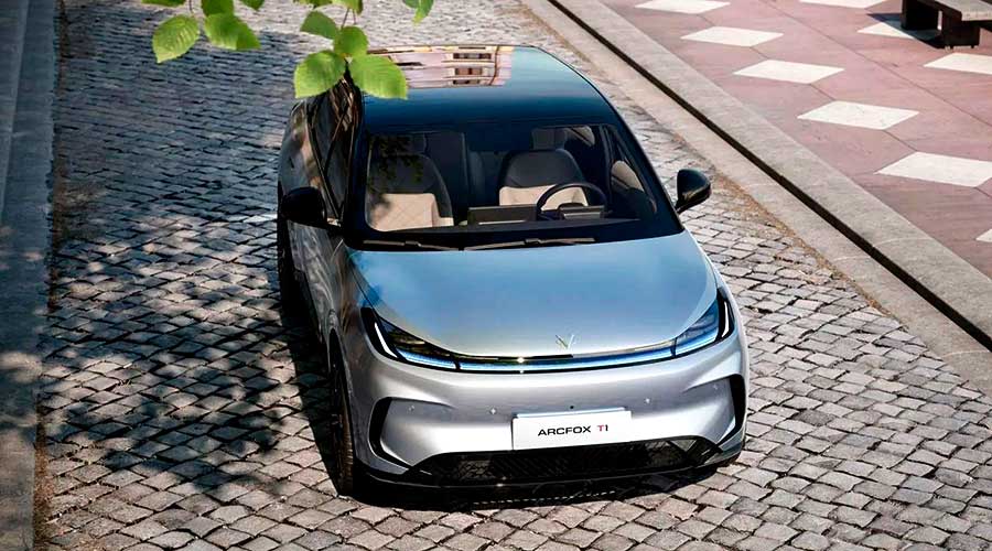 В течение 12 часов после старта число предзаказов на хэтчбек BAIC Arcfox T1 достигло 27 тысяч