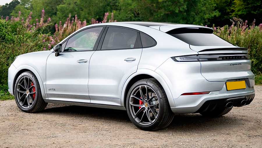 Электромобиль Porsche Cayenne Electric Coupe засняли без камуфляжа. Показ состоится в начале 2026 года