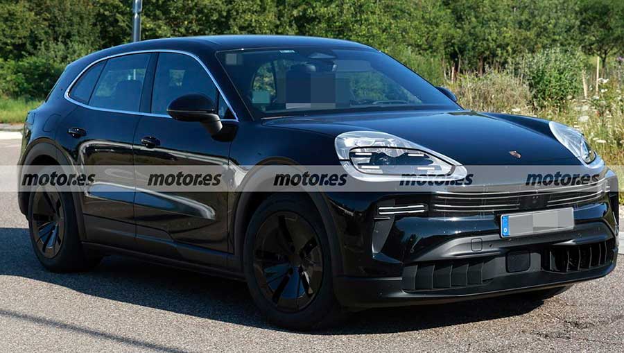 Электромобиль Porsche Cayenne Electric Coupe засняли без камуфляжа. Показ состоится в начале 2026 года
