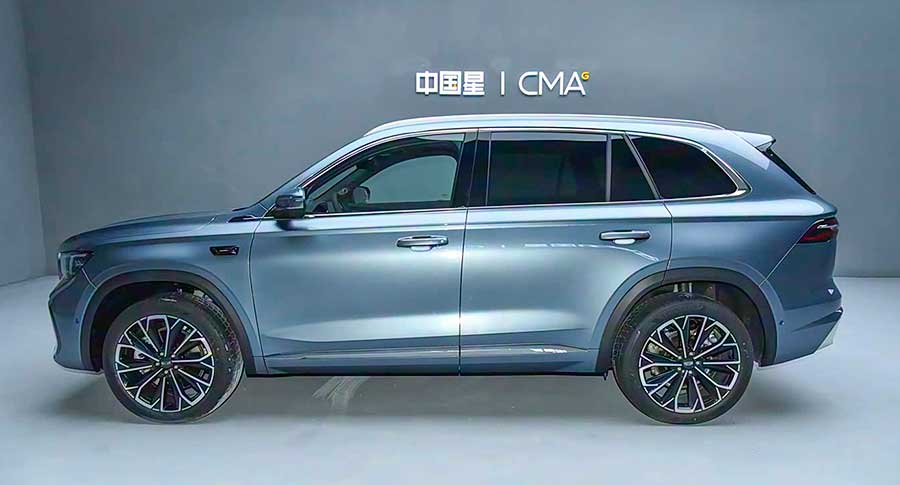 Обновленный Geely Monjaro: в КНР стартовали продажи кроссовера с 272-сильным мотором, интеллектом GEEA 3.0, двойными экранами и автопилотом