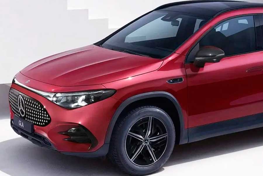 Производитель готовится к показу Mercedes-Benz GLA нового поколения