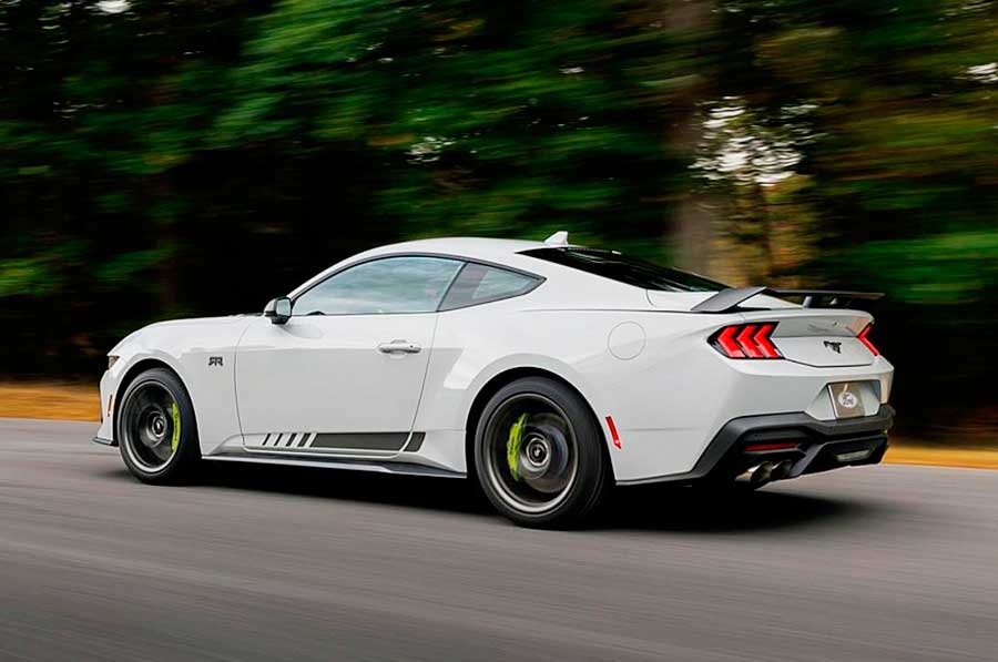 Ford Mustang RTR 2026: первый серийный дрифт-кар «Форда» в партнерстве с легендой дрифта Воном Гиттином