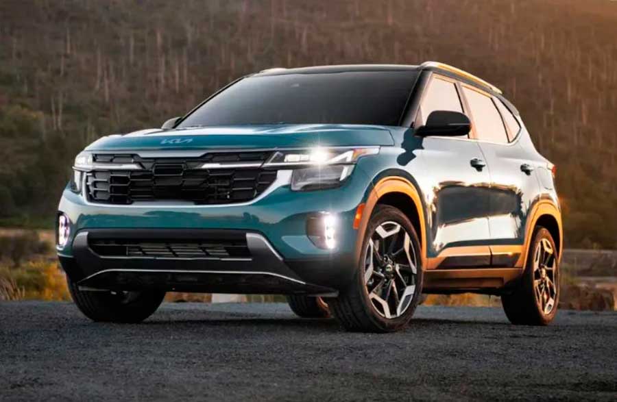 Популярный кроссовер Kia Seltos вернулся на российский рынок по цене от 1,6 млн. рублей