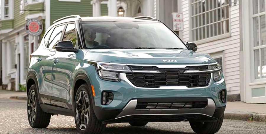 Популярный кроссовер Kia Seltos вернулся на российский рынок по цене от 1,6 млн. рублей
