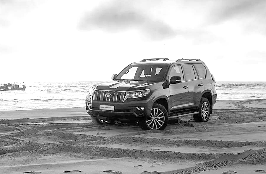 Спустя десятилетия возвращается легендарный автомобиль Toyota Land Cruiser J60 с двигателем V6-турбо