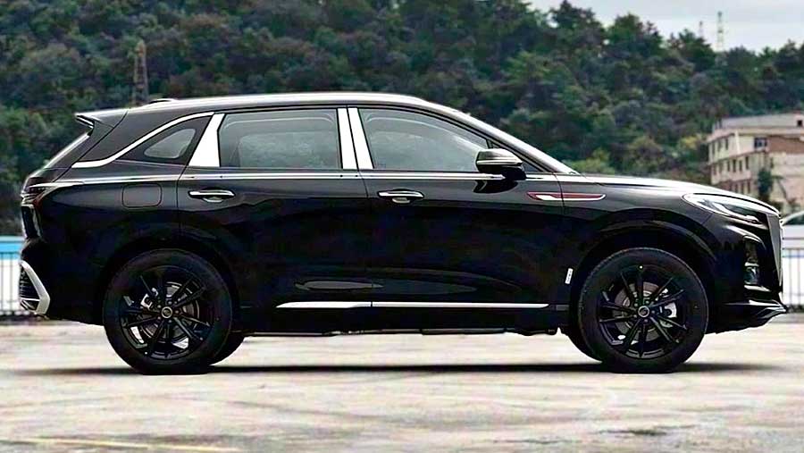 Кроссовер Hongqi HS3 обновлен специально для российского рынка