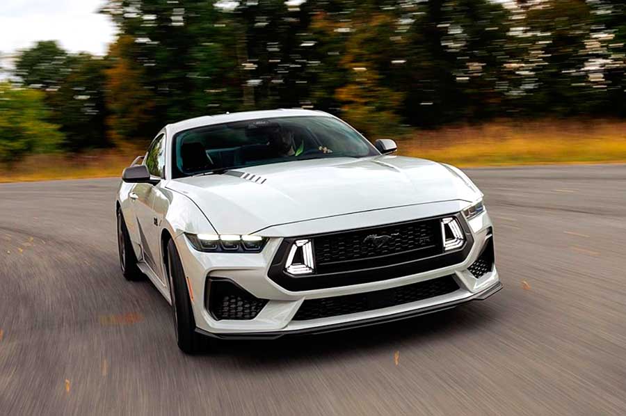 Ford Mustang RTR 2026: первый серийный дрифт-кар «Форда» в партнерстве с легендой дрифта Воном Гиттином