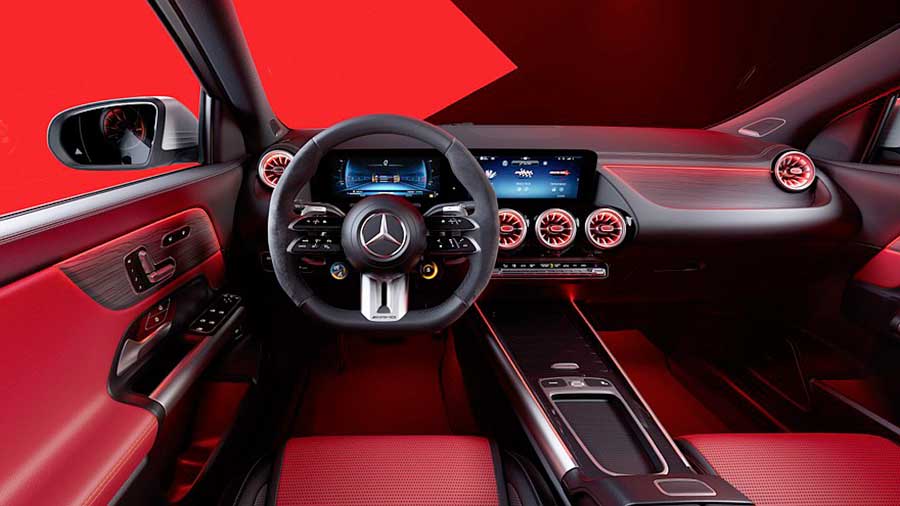 Производитель готовится к показу Mercedes-Benz GLA нового поколения