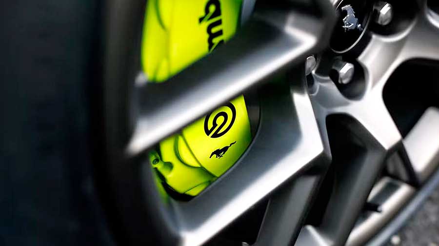 Ford Mustang RTR 2026: первый серийный дрифт-кар «Форда» в партнерстве с легендой дрифта Воном Гиттином
