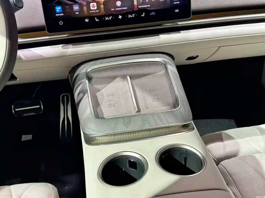 На автосалоне в Гуанчжоу 2025 производитель презентовал роскошный седан Hyptec A800