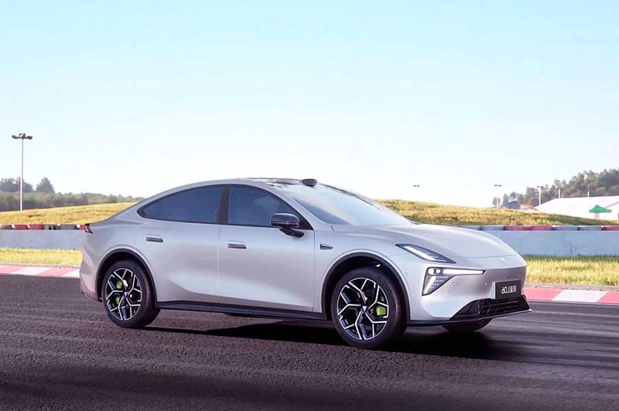 В КНР оформляют предзаказы на первый седан в модельной линейке суббренда Changan. Changan Deepal L06: «умная» магнитная подвеска, 670 км хода, лидар в базе