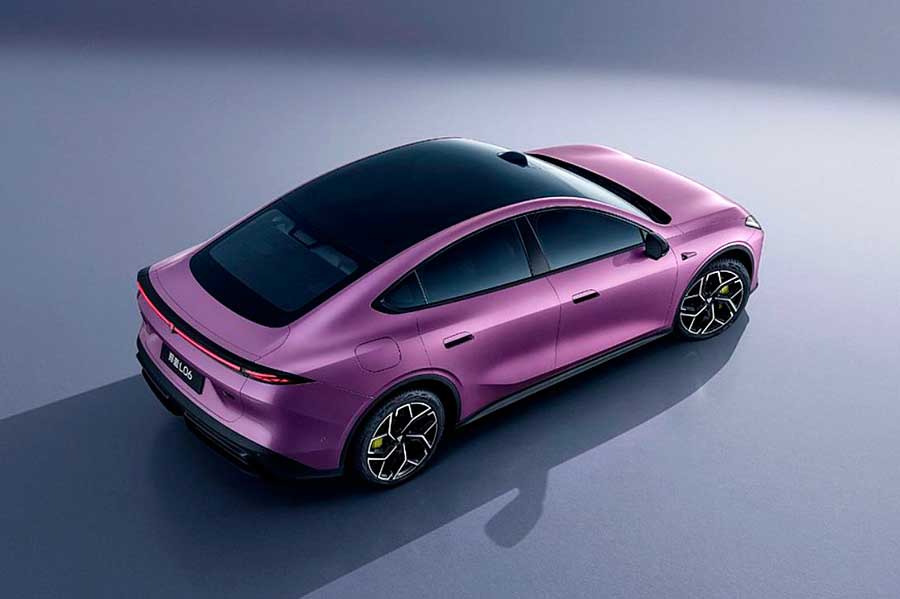 В КНР оформляют предзаказы на первый седан в модельной линейке суббренда Changan. Changan Deepal L06: «умная» магнитная подвеска, 670 км хода, лидар в базе