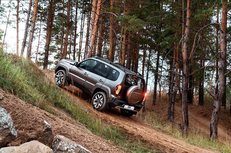 Lada Niva Travel 2025: цены, комплектации, сроки поставок