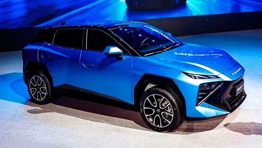 Мировая премьера OMODA 4 Ultra. Персонализированный кроссовер заводской сборки: кибер-стиль, ADAS L2+, аэродинамический обвес, антикрыло, карбоновые элементы