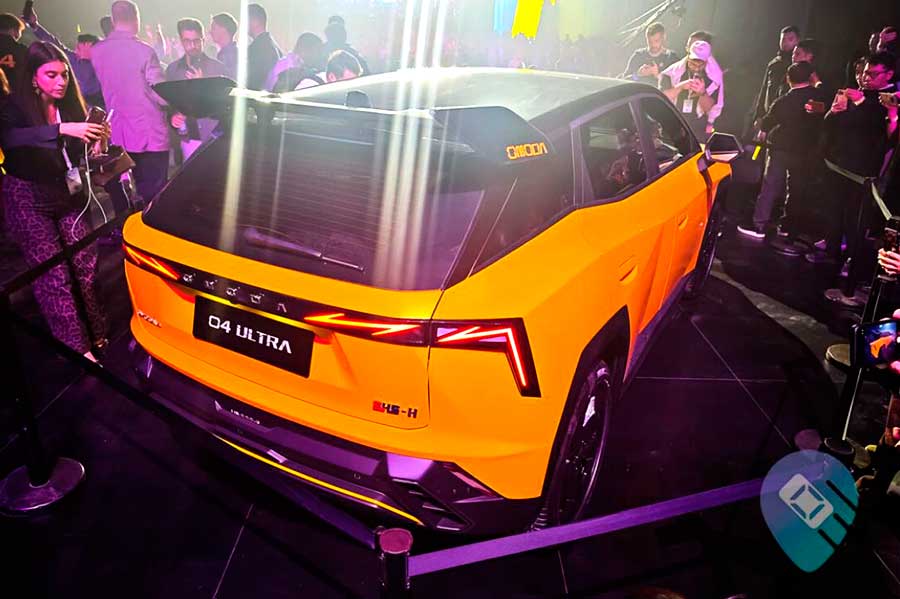 Мировая премьера OMODA 4 Ultra. Персонализированный кроссовер заводской сборки: кибер-стиль, ADAS L2+, аэродинамический обвес, антикрыло, карбоновые элементы