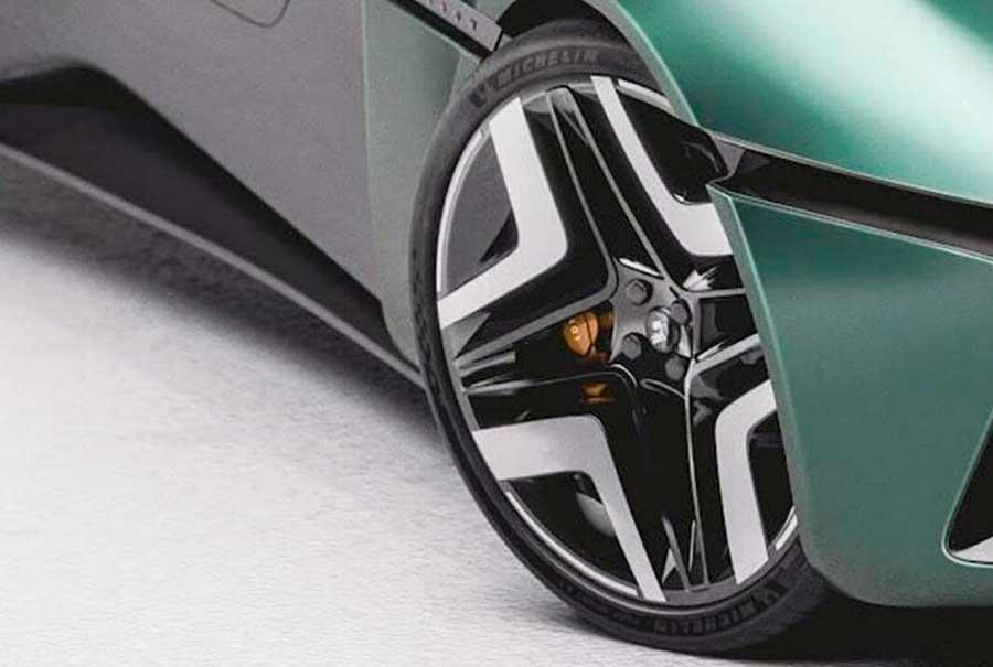 Родстер Longbow Speedster массой 895 кг бросает вызов тяжелым электрокарам: разгон с 0 до100 км/ч за 3,5 секунды