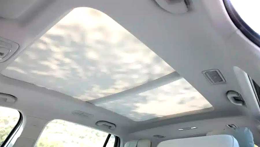 Новый совместный проект с «SAIC»: кроссовер Москвич M90 с семиместным салоном и технологиями MG RX9