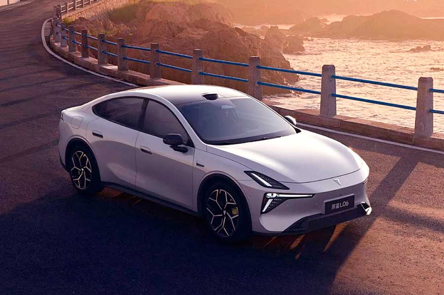 В КНР оформляют предзаказы на первый седан в модельной линейке суббренда Changan. Changan Deepal L06: «умная» магнитная подвеска, 670 км хода, лидар в базе