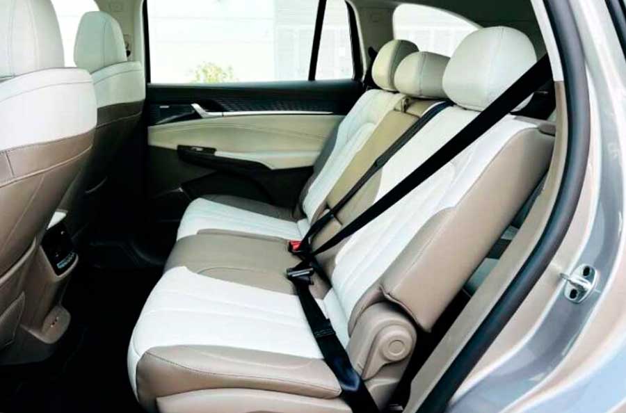 Новый совместный проект с «SAIC»: кроссовер Москвич M90 с семиместным салоном и технологиями MG RX9