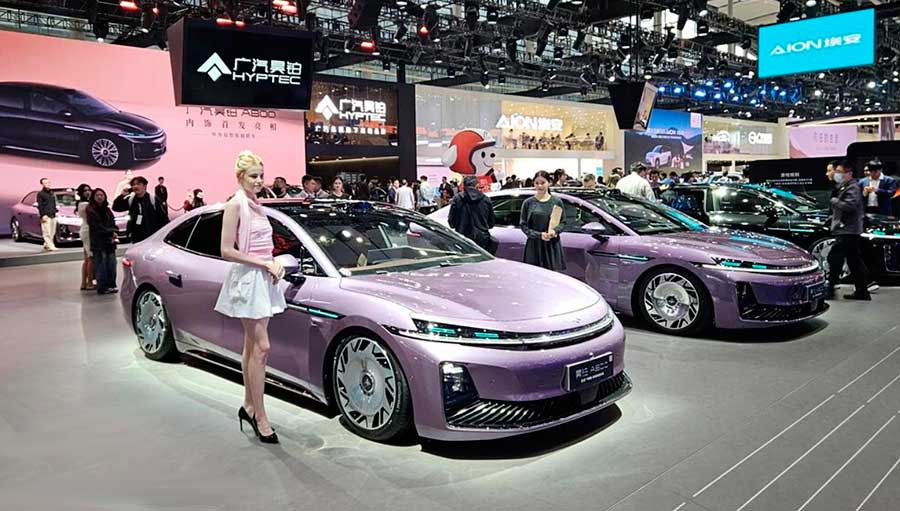 На автосалоне в Гуанчжоу 2025 производитель презентовал роскошный седан Hyptec A800