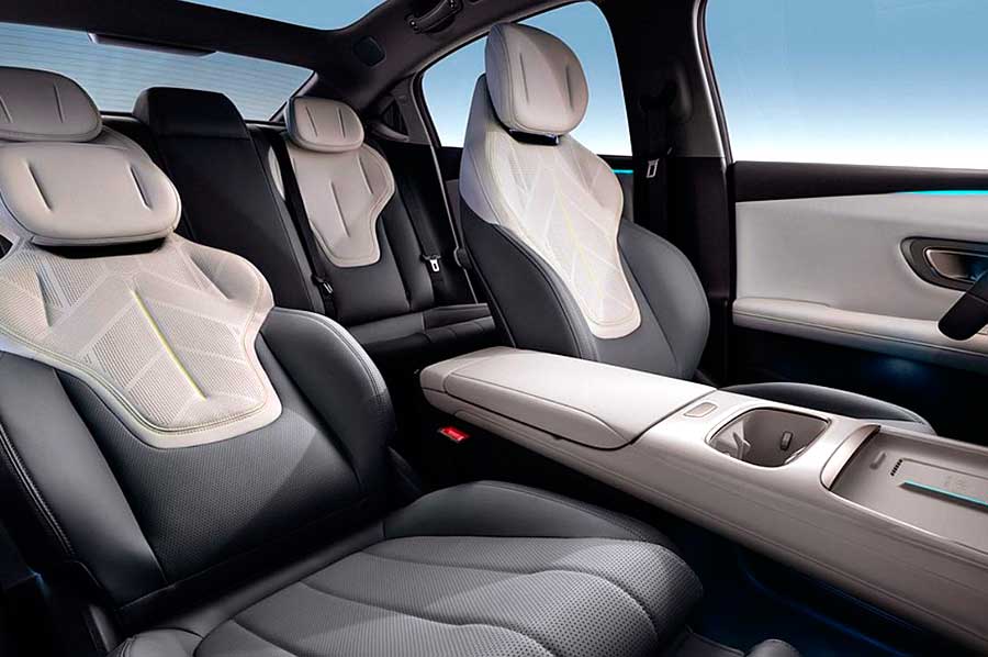 В КНР оформляют предзаказы на первый седан в модельной линейке суббренда Changan. Changan Deepal L06: «умная» магнитная подвеска, 670 км хода, лидар в базе