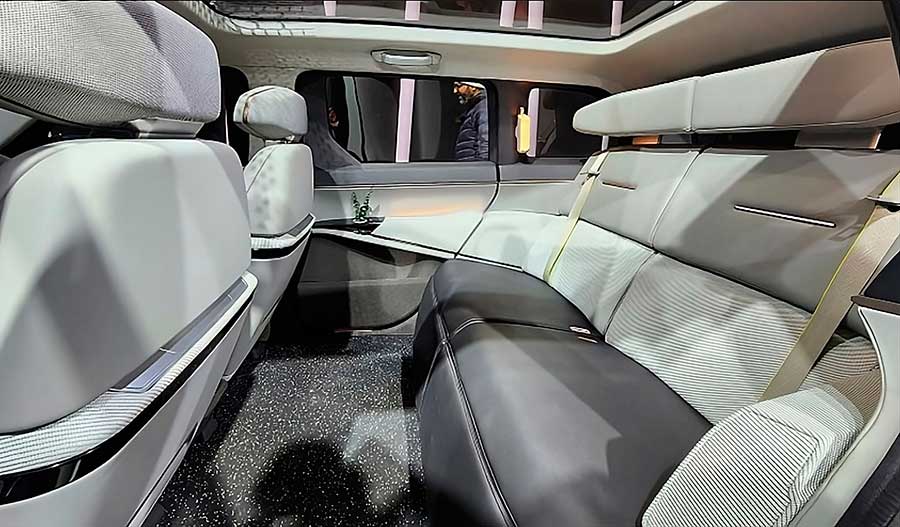 В конце ноября 2025 года состоится показ серийного кроссовера Tata Sierra второго поколения