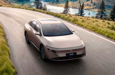 В Китае производитель представил доступный гибридный седан Nissan N6 с запасом хода 180 км и премиальным интерьером