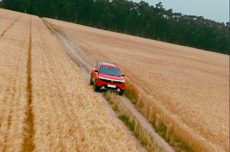 В конце ноября 2025 года состоится показ серийного кроссовера Tata Sierra второго поколения