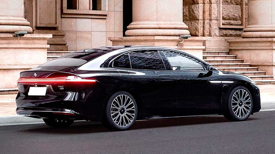 На автосалоне в Гуанчжоу 2025 производитель презентовал роскошный седан Hyptec A800